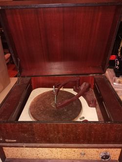 Webcor Record Player With Am/Fm 