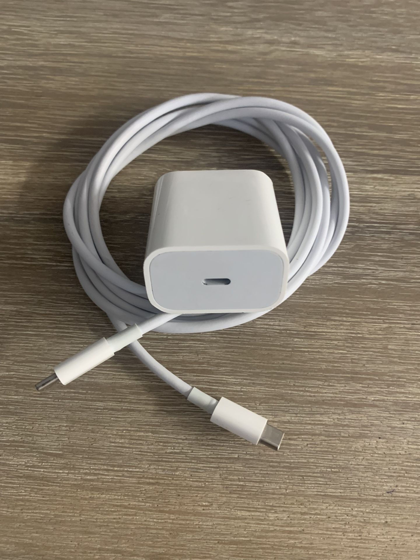 iPhone 15 Pro Max Type C Charger. Android 