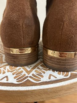 brown suede boots