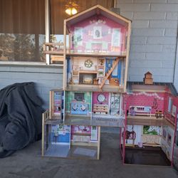 Disney Doll House