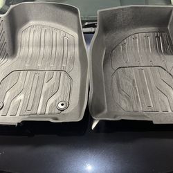 First-Row Premium All-Weather Floor Liners in Jet Black with GMC Logo (for Models with Center Console)