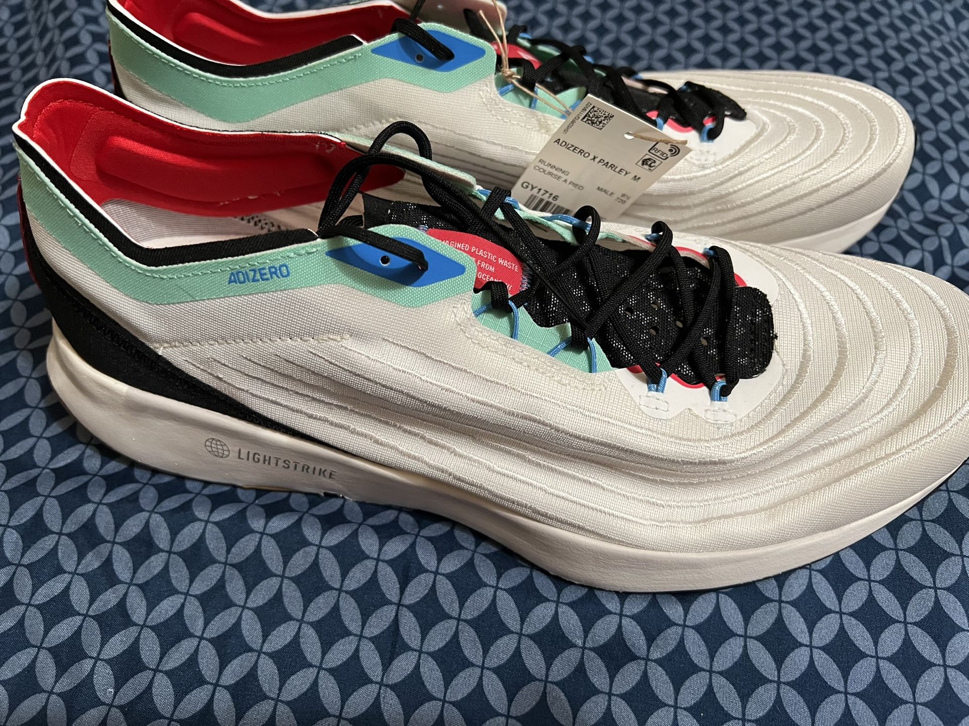 Adidas Mens Size # 10 , $50 Firn In Price 