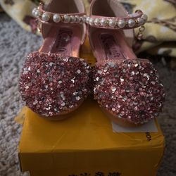 Little Girl Jewels Pearl Shoes
