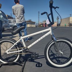 ELITE BMX Kids Bike 18 in