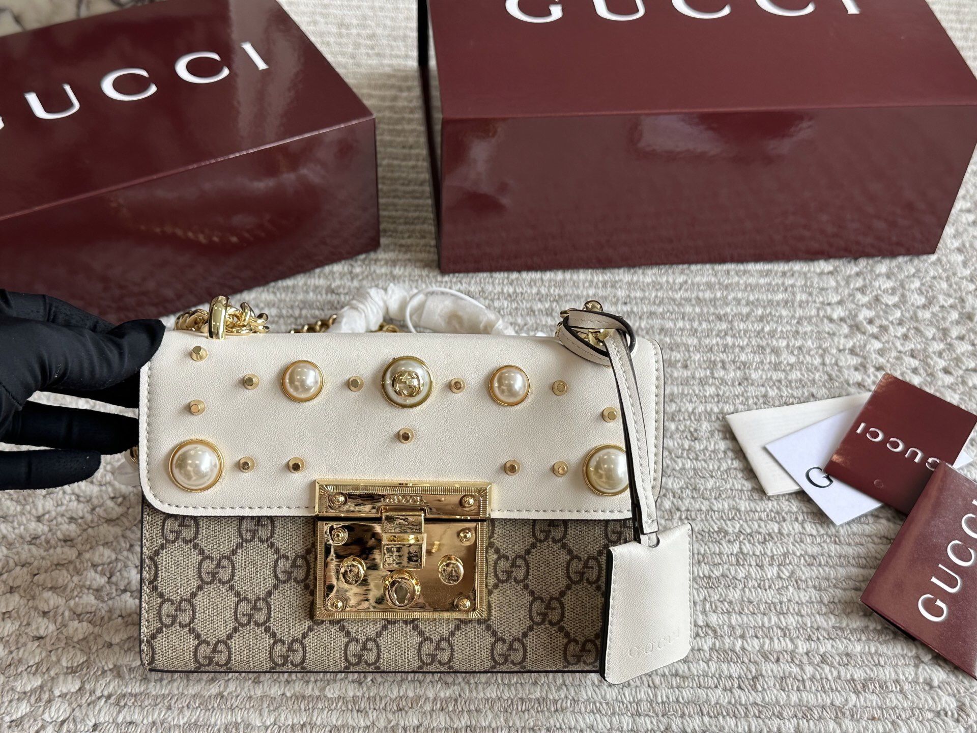 Retro classic shoulder bag