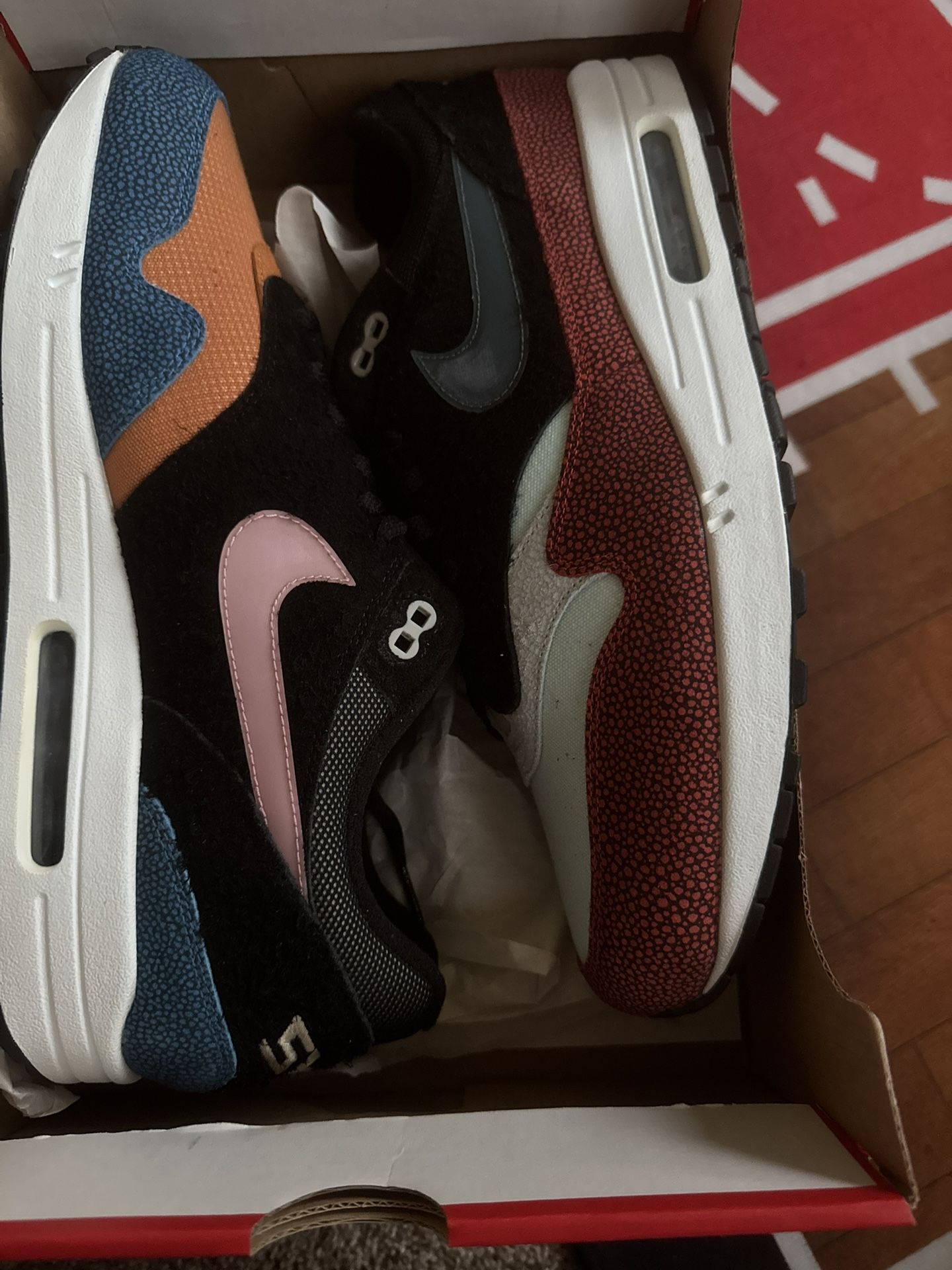 Nike
