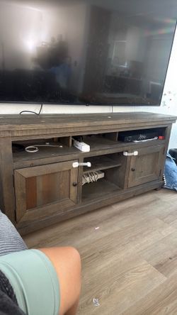 Rustic wood - TV media console - entertainment center