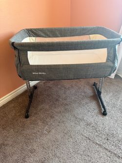 Mika Mickey Baby Bassinet