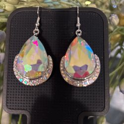 Beautiful pair of earrings