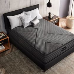 Beautyrest, Black Hybrid LX Class, King Mattress, New