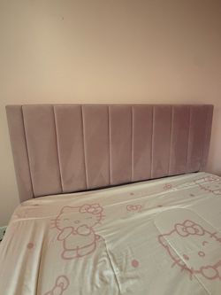PINK Queen size bed