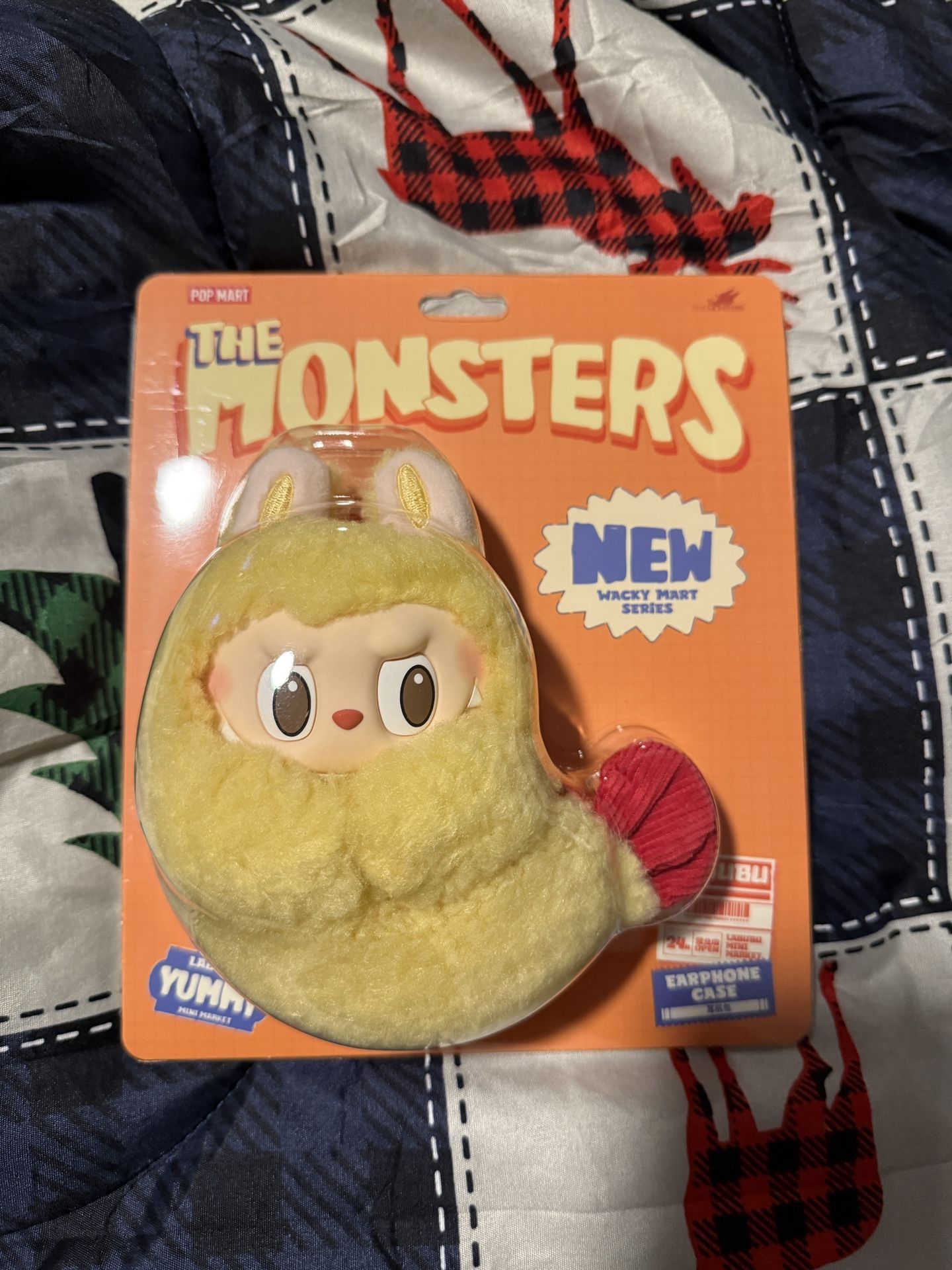 The Monsters (labubu) Wacky Mart Shrimp Earphone Case