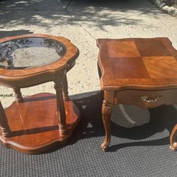 2 Thomasville End Tables 