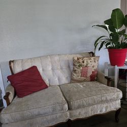 Loveseat 