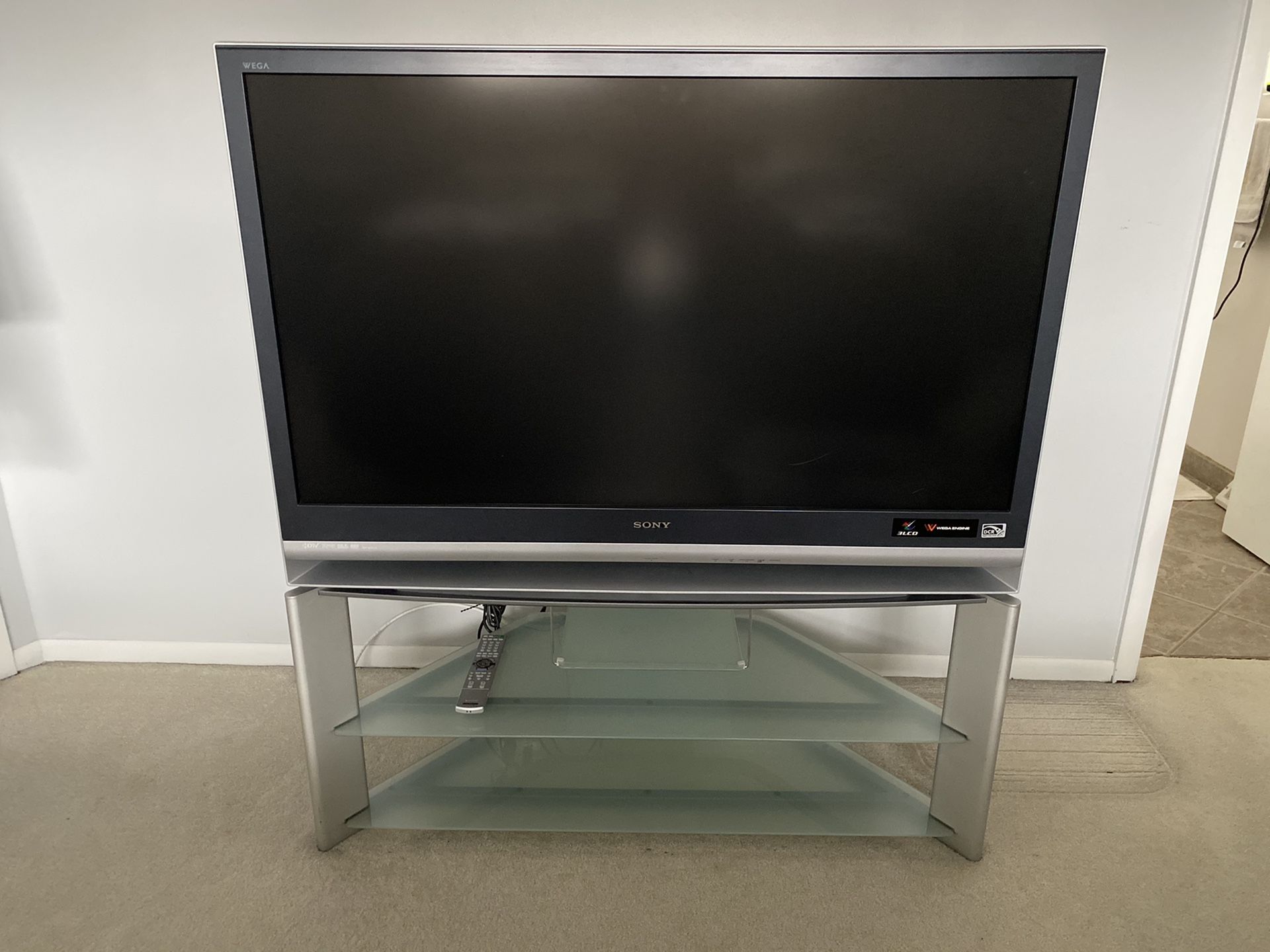 Sony KDF-E50A10 50-Inch LCD Rear Projection Television