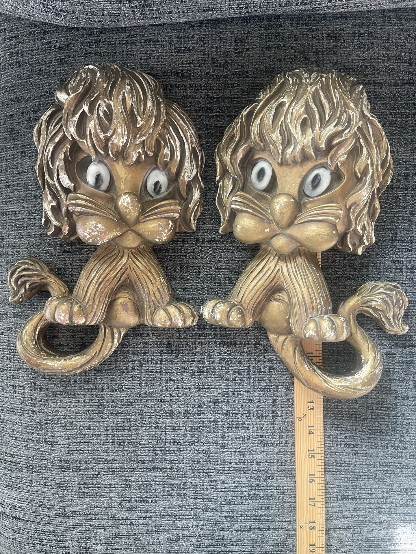 Set of two (2) Lions 70s Vintage Homco Wall Decor Plastic Mold Wall Hangings Decor MCM gold lions 13x8.75in 1970s mid century