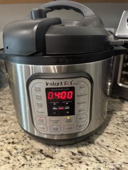 Insta Pot Ip-Duo 6 Quart