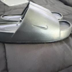 Nike slides