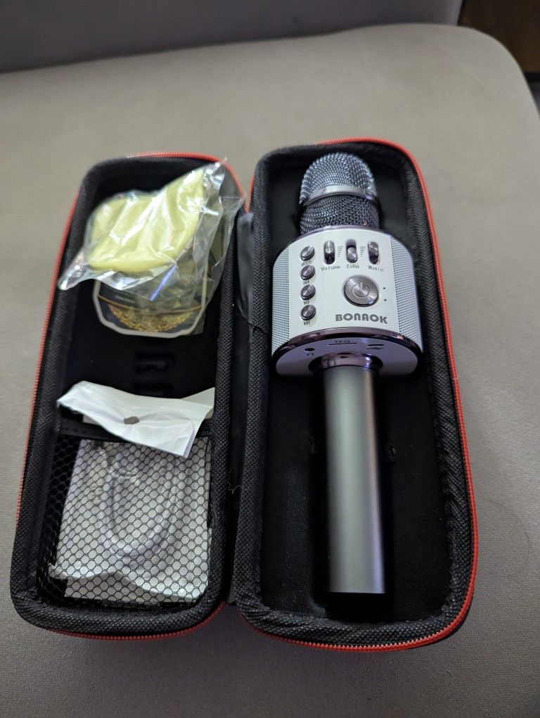Brand New Wireless Karaoke Microphone
