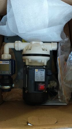 Titan TD1 diaphragm pump. Brand New in the box