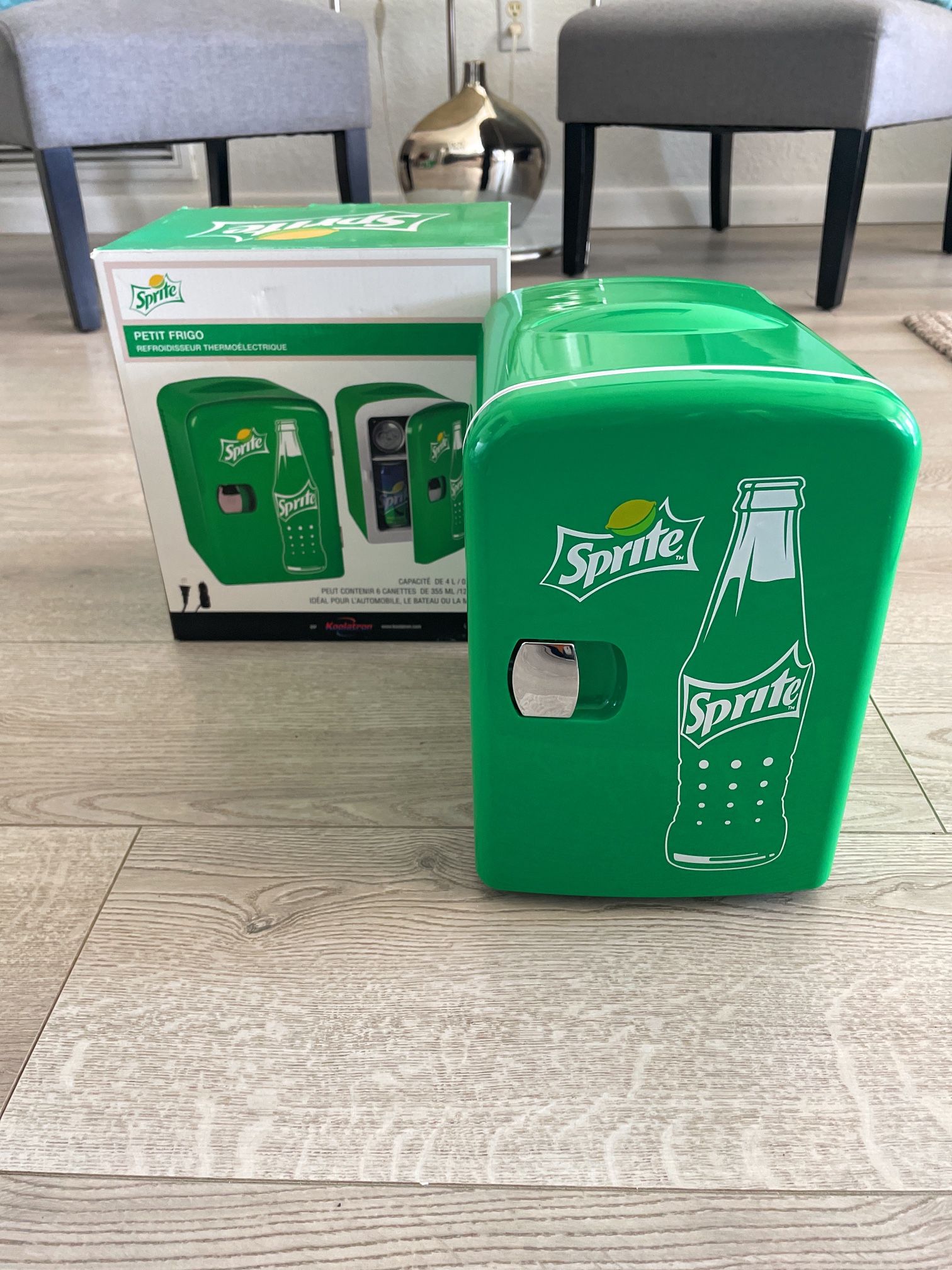 New In Box Sprite Mini Thermoelectric Cooler
