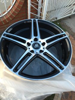 18" wheels new 5x114.3 in box