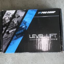 PRO COMP Level Lift Kit (2 1/4”) (GM)