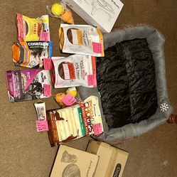 Variety of stuff for Dogs 