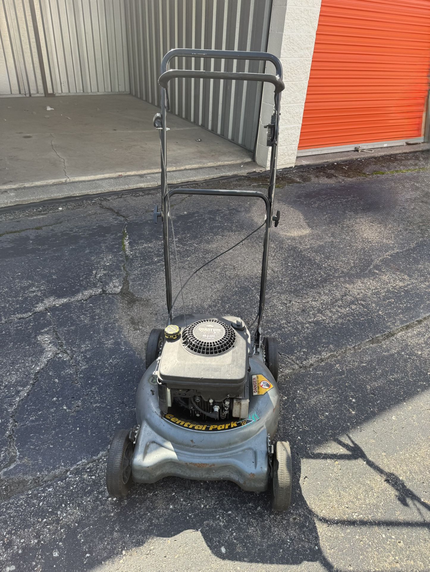 Briggs & Stratton: Lawn Mower