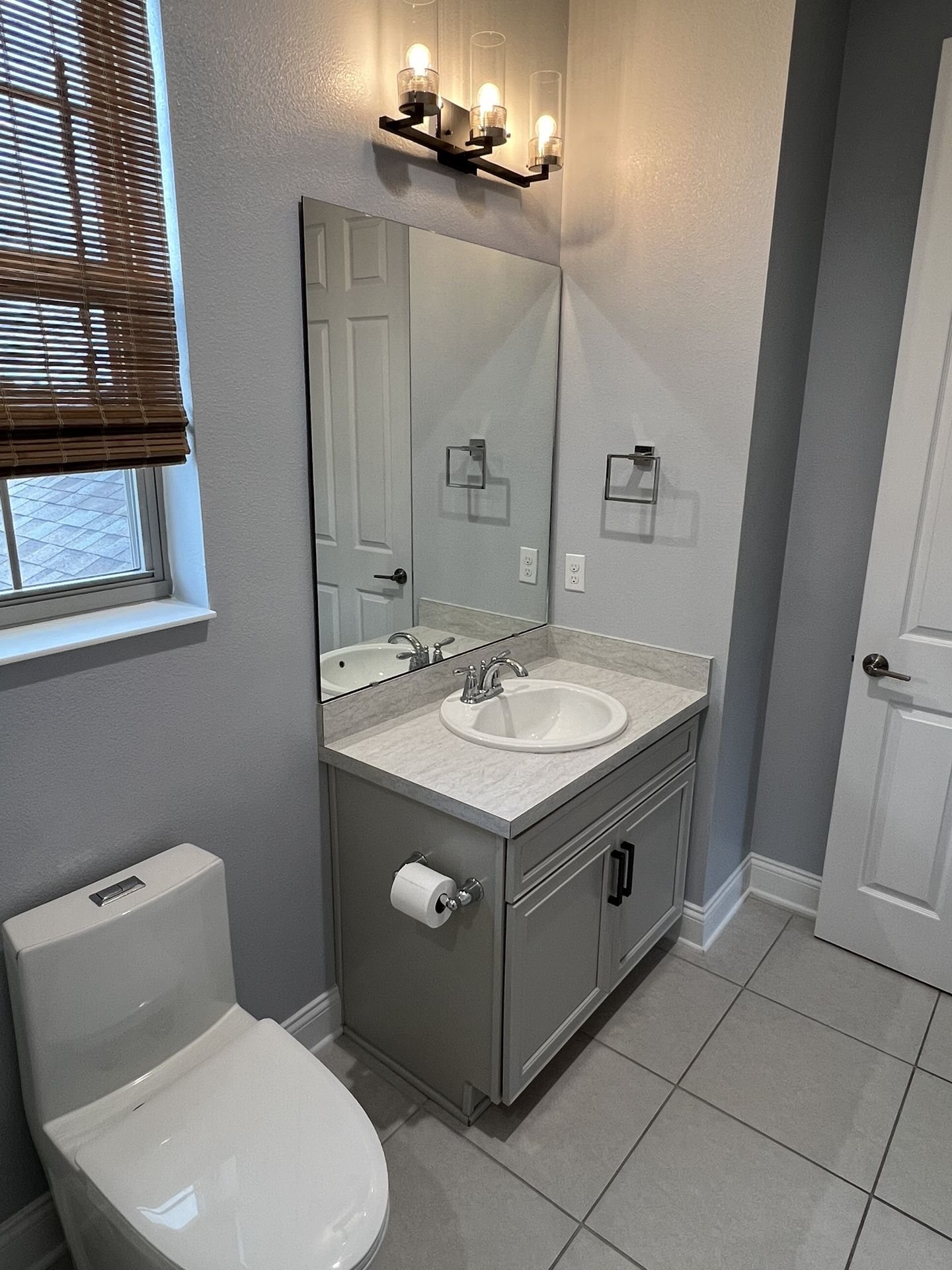 Bathroom Vanity And Accessories