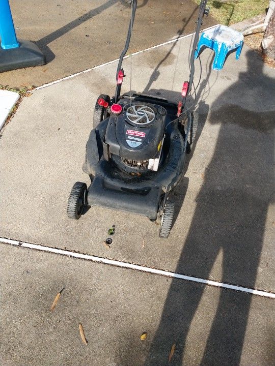 CRAFTSMAN EZ WALK MOWER