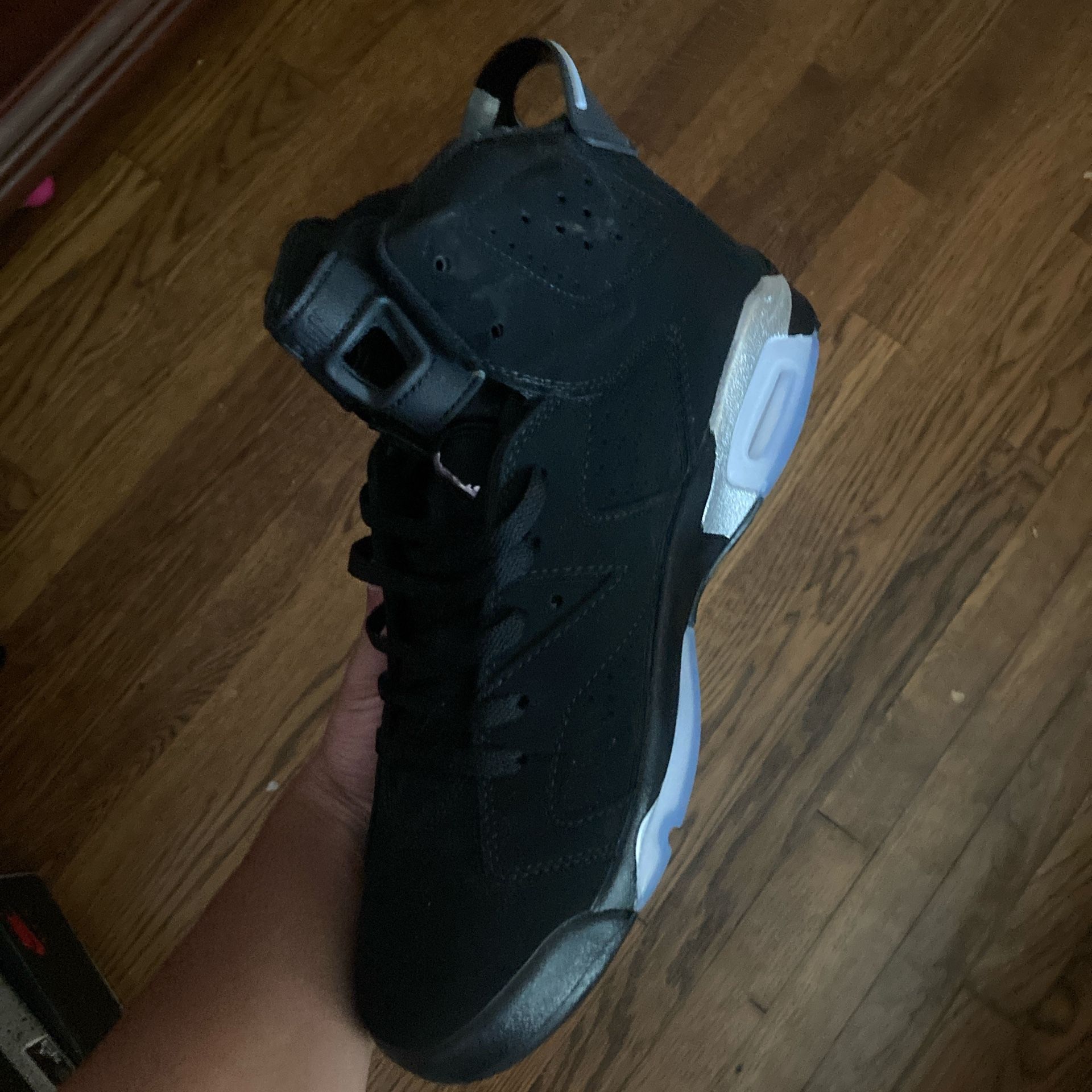 Jordan 6 Chrome