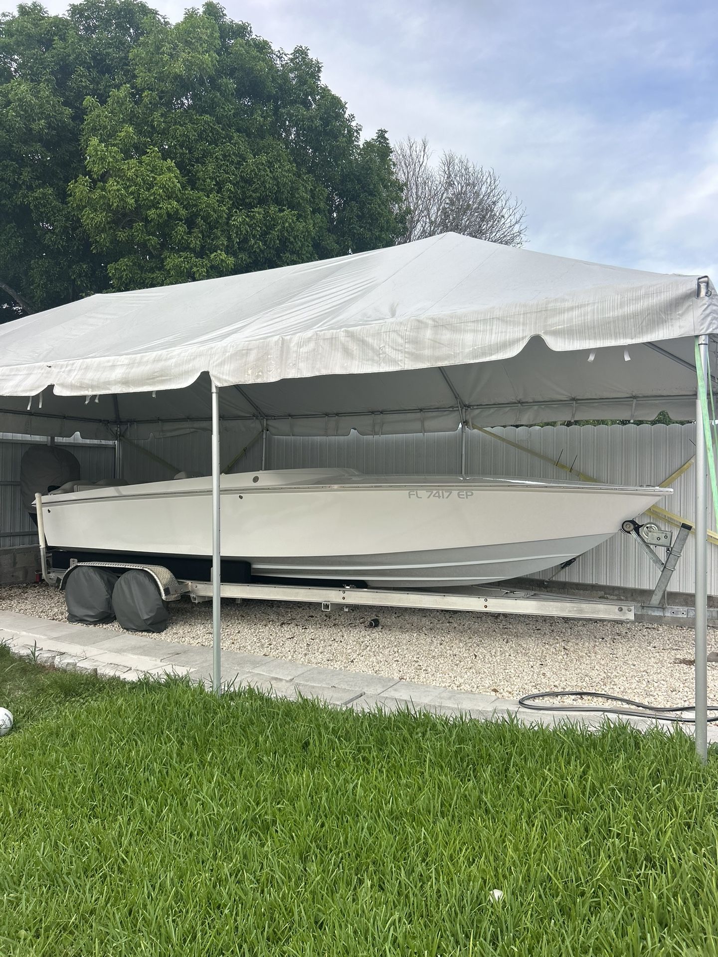 24’ Pantera Boat