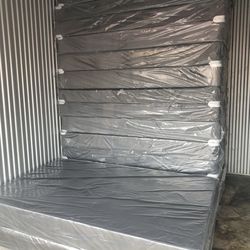 Queen Size Box Springs - Brand New - Available Heights: 5” Low Profile to 9” Regular - Also in Twin, Full, King & Cali King 🚚 Same-Day Delivery