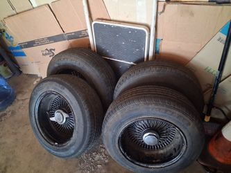 13x7  Rim & Tires