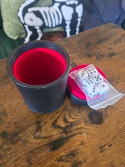 Leatherette Dice Cup Set with 6 Dice