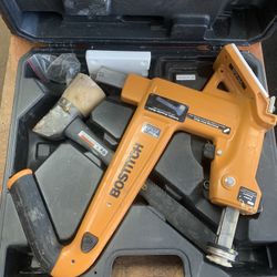 Bostitch MFN-201 Manual Flooring Nailer 