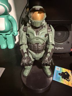Halo Cable Guy Controller/Phone Holder