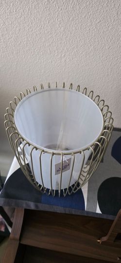 Cute dust bin
