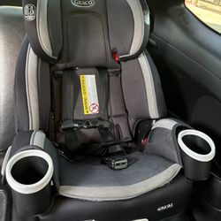 Graco 4Ever DLX 4-in-1 Convertible Car Seat