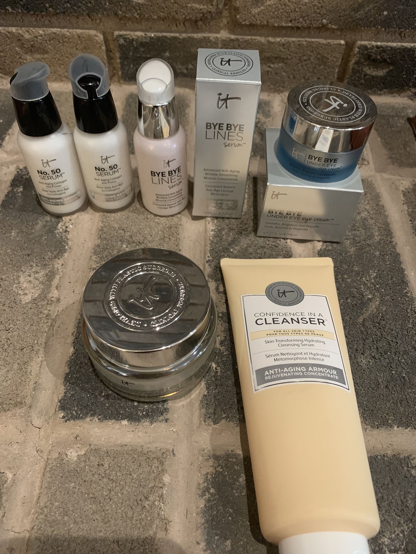 IT Cosmetics Skincare Lot