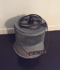 Vintage Fishing Minnow Bucket Lamp for Sale in Manteca, CA - OfferUp