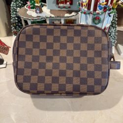 Beautiful Brown Checkered Cosmetic Bag