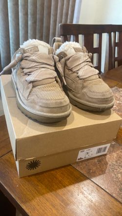 UGG Low-Top Sneakers with Sherpa Lining