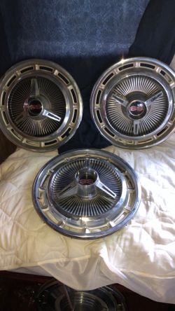 1960 Chevy  SS impala “14 vintage hub caps