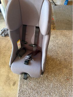 Clek Foonf Car seat