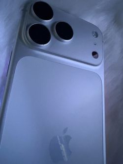 Unlocked iPhone 17 pro max 256gb