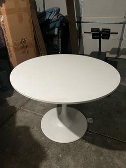 Round table