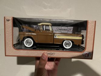 1958 CHEVROLET APACHE CAMEO PICKUP BROWN 1/24 DIECAST MODEL BY M2