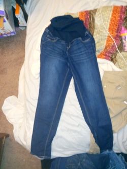Size large maternity pants.